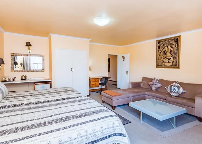 Ipe Tombe Guest Lodge - Midrand