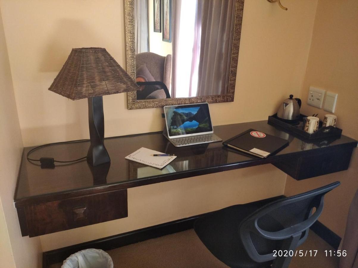Ipe Tombe Guest - Alojamento de Turismo Selvagem