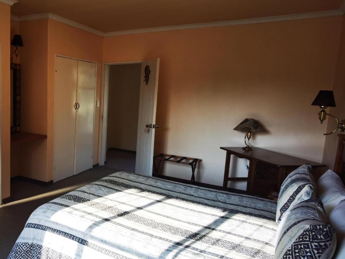 Ipe Tombe Guest - Alojamento de Turismo Selvagem Midrand